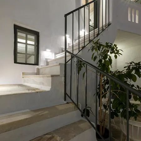 Mykonian Living The Little Venice & Appartamento Mykonos Town